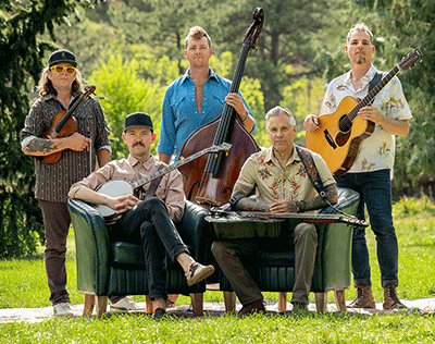 Press photo of The Infamous Stringdusters