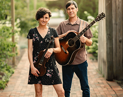 Press photo of Zoe & Cloyd