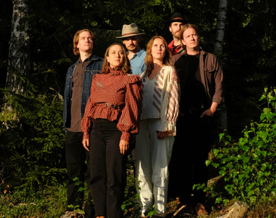 Press photo of Hayde Bluegrass Orchestra